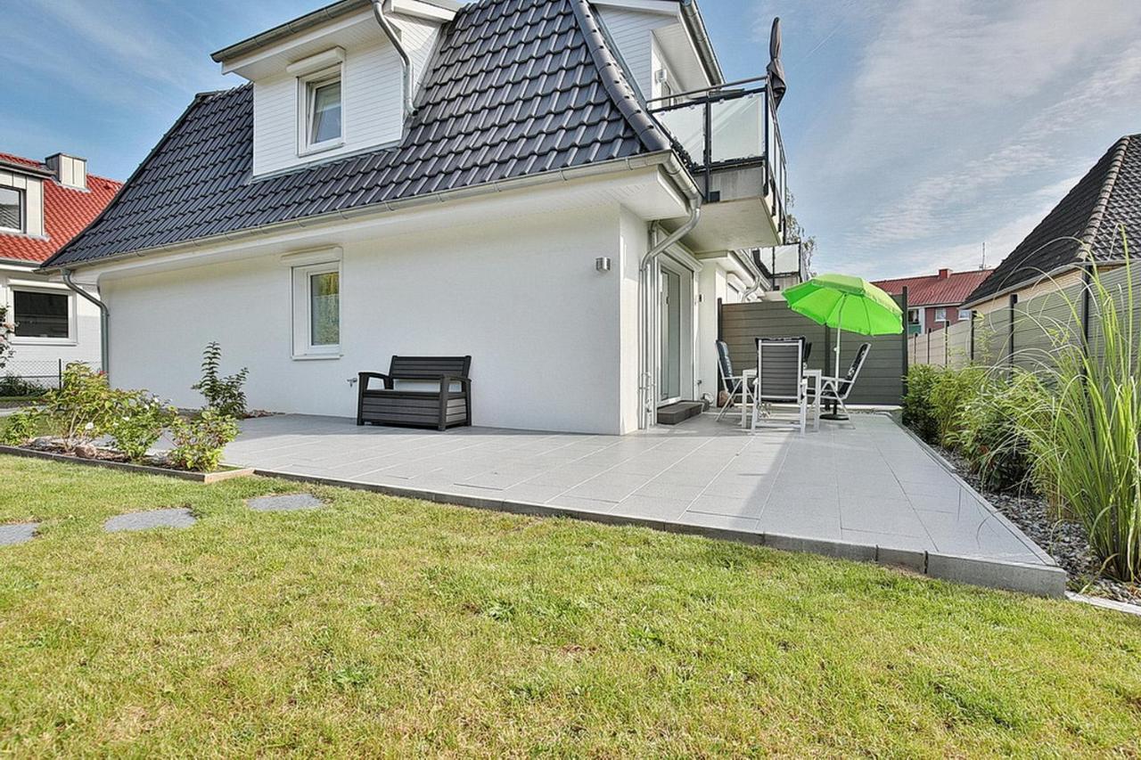 Ferienhaus Pommernweg Ferienwohnung Oeynhausen Appartement 3 Timmendorfer Strand Exterior photo